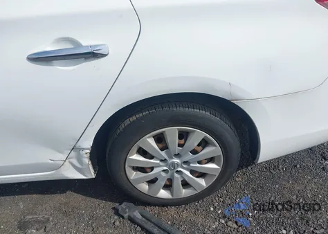 2015 Nissan Sentra S from USA, damaged, VIN 3N1AB7AP5FY282642
